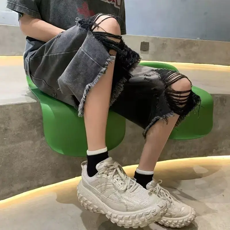 

Летние тонкие мужские джинсы-шорты: модные брендовые свободные прямые брюки-пятичетверти, корейский и японский тренд, джинсы со средней посадкой