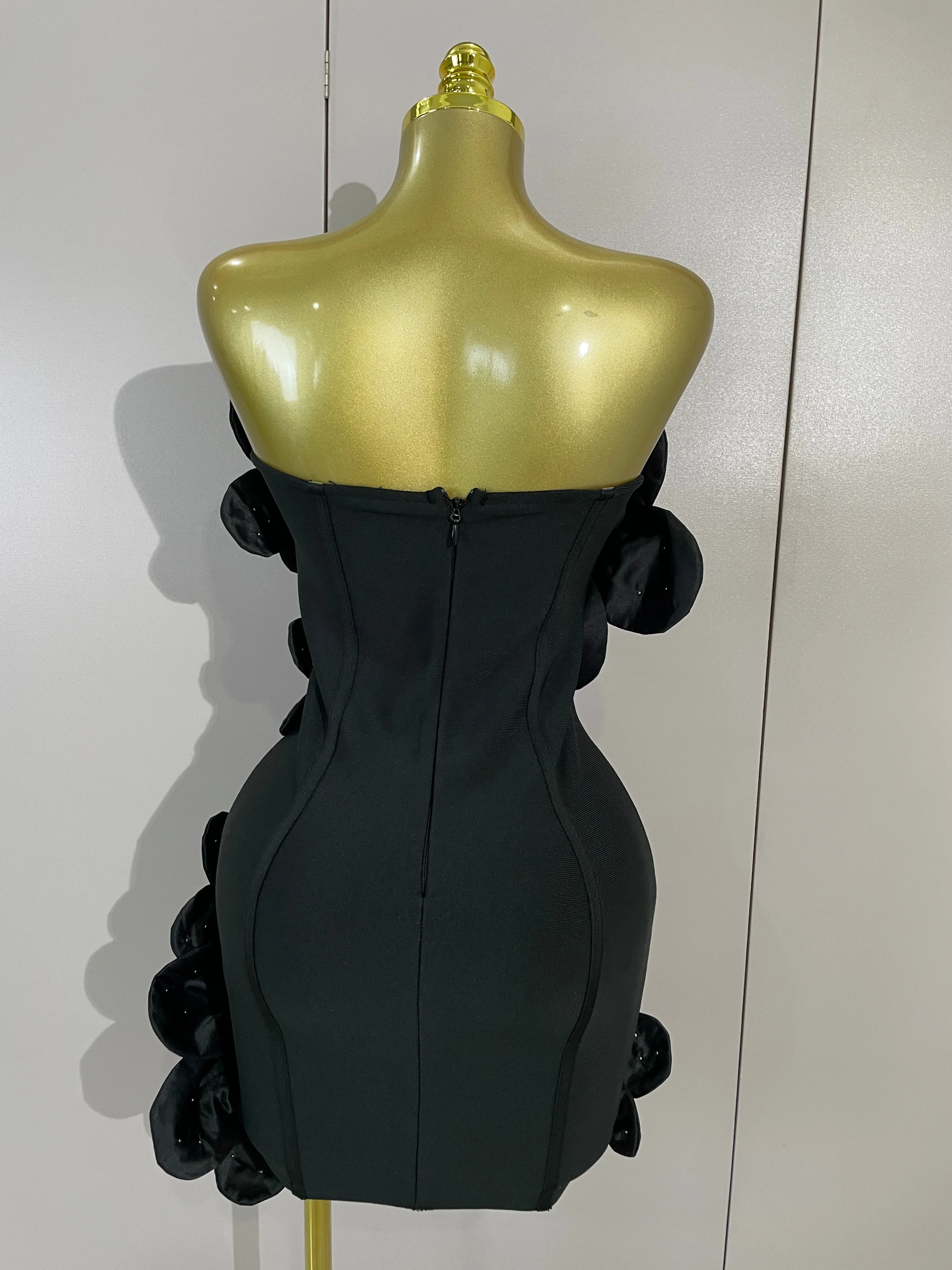 Women Elegant 3D Beaded Flower Strapless Mini Bodycon Bandage Dress Luxury Formal Party Prom Gown Birthday Wedding Guest Dresse view 3