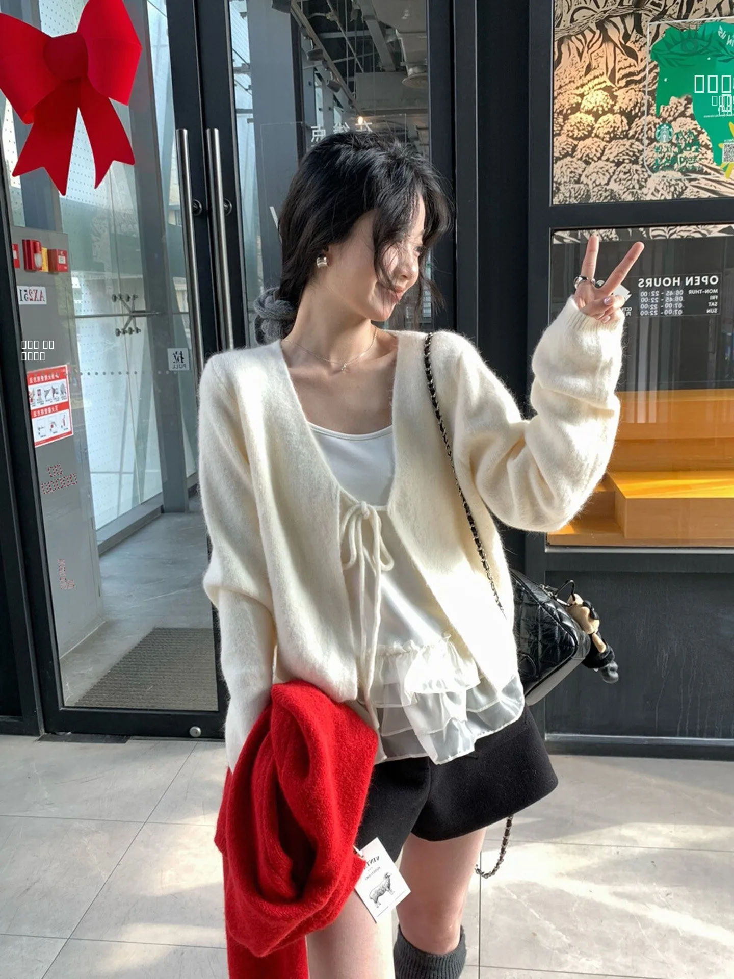 Koreański sweter z dekoltem w serek, dzianinowy kardigan, damski top, czerwona koronka Cisas, top na ramiączkach, zestaw dwuczęściowy do noszenia warstwowo, odzież jesienna.