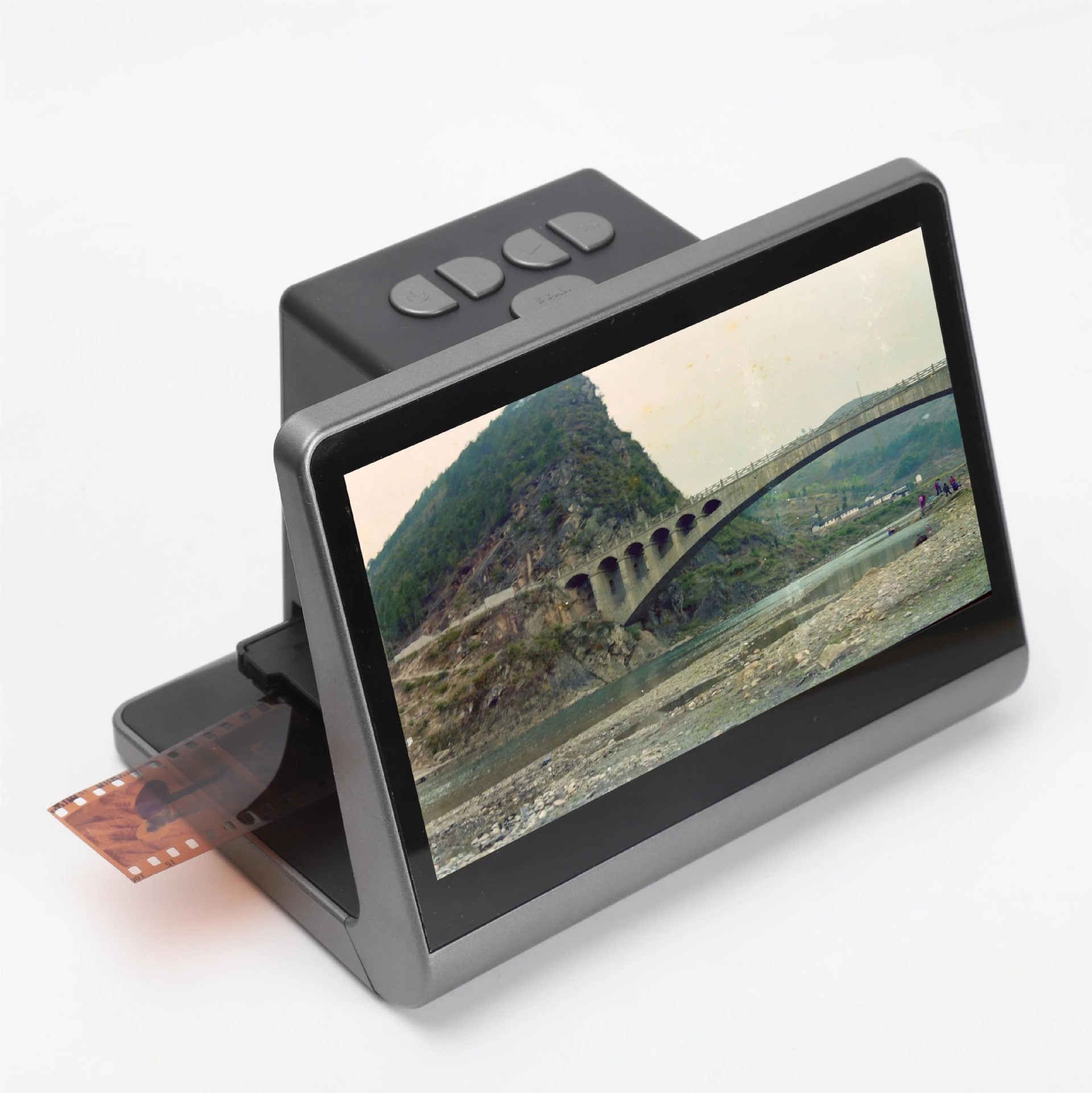 7-inch screen with 24-48MP pixel film scanner