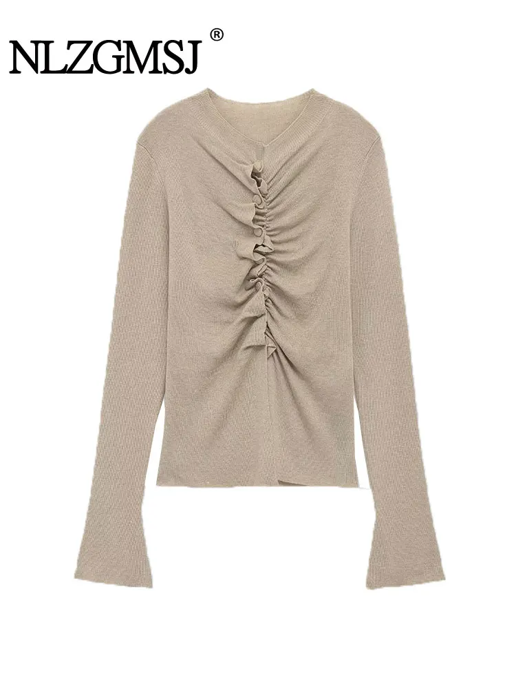 

NLZGMSJ Women Fashion Wrinkled Solid Single Breasted Sweater Vintage O-Neck Long Sleeves Female Chic Lady Top