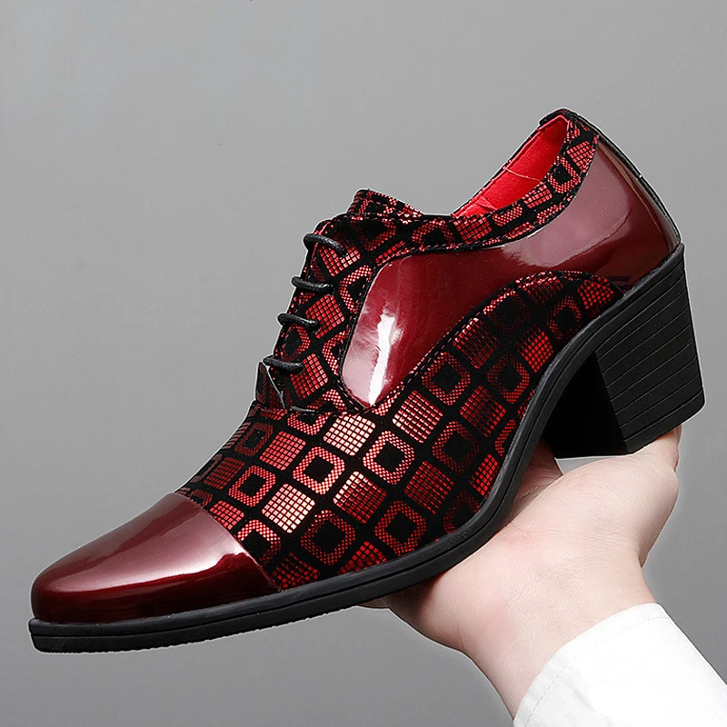 Mężczyźni Formalne buty Wysokie obcasy Biznesowe buty do sukienki Męskie oksfordzie Spiczaste palce Formalne buty dla mężczyzny Luksusowe skórzane buty ślubne na imprezę