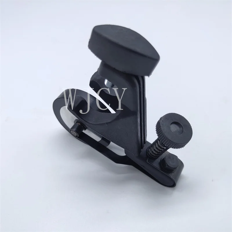 

Бесплатная доставка, колесо для прессования бумаги для SM74, запасные части для печатной машины, резиновый ролик под давлением, монтажный кронштейн