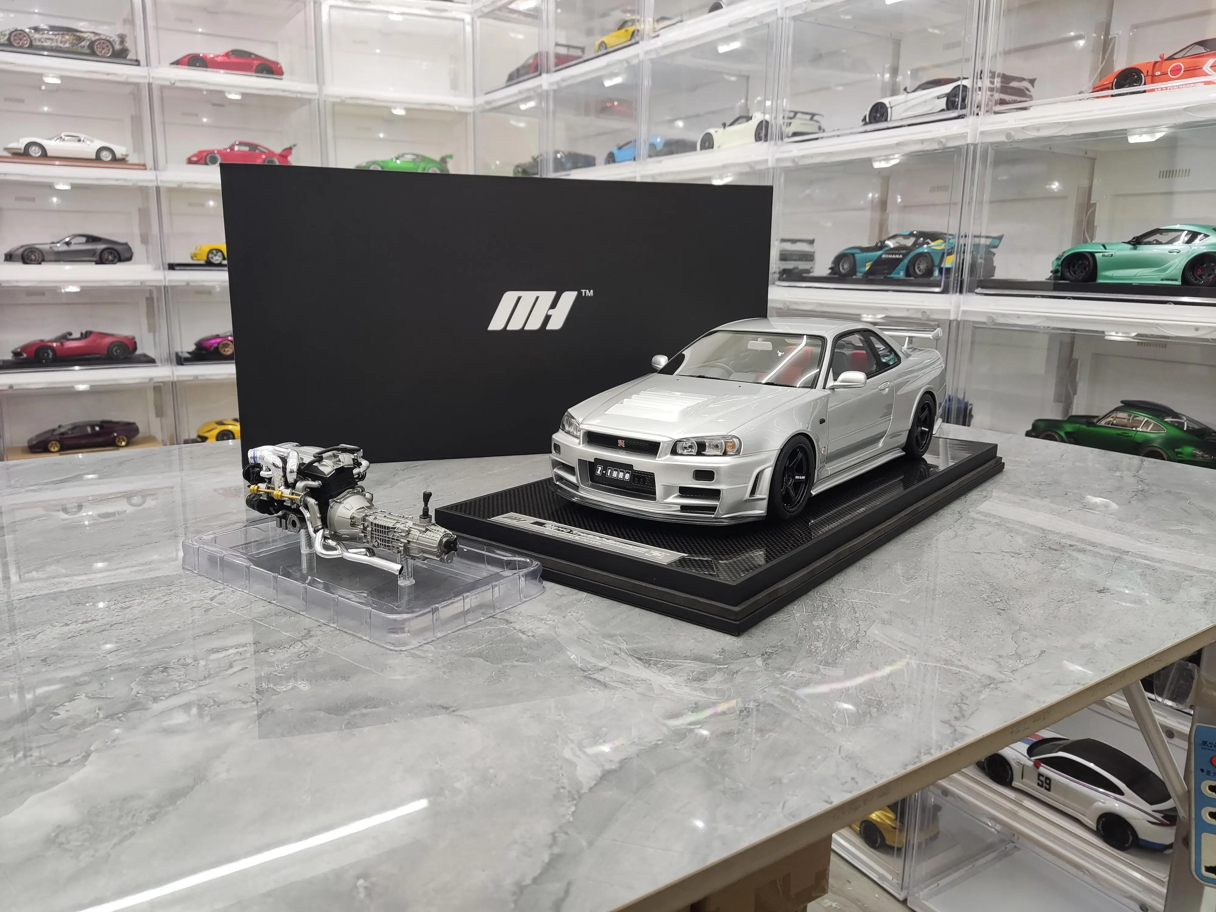 MH Motorhelix 1:12 R34 Z-tune JDM Limited to 50 Pieces Simulation Resin Static Car Model Toys Gift