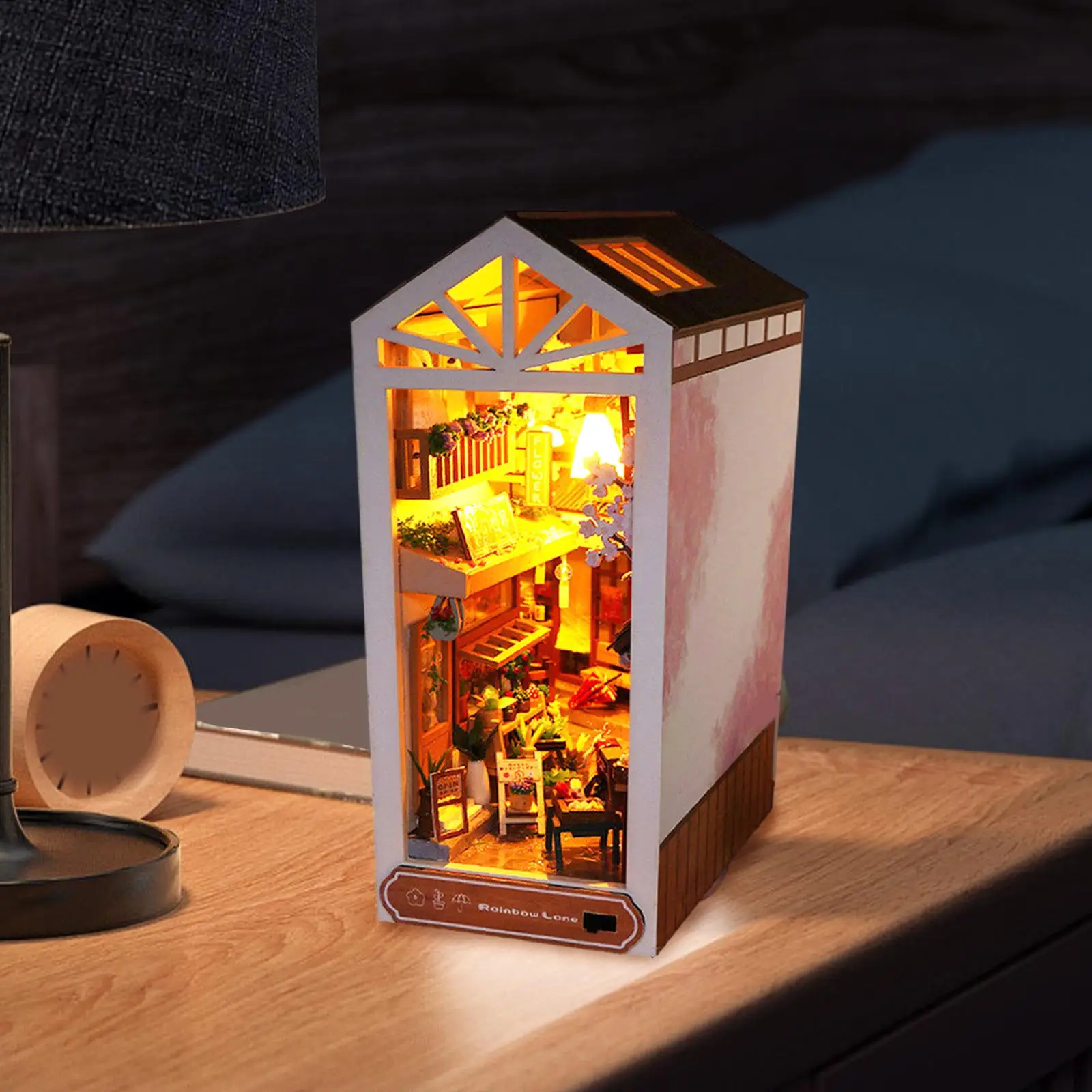 DIY Booknook Kits with LED Light DIY Crafts Diorama Decor Dollhouse Wood Bookends for Kids Birthdays Gift Teens Adults Children