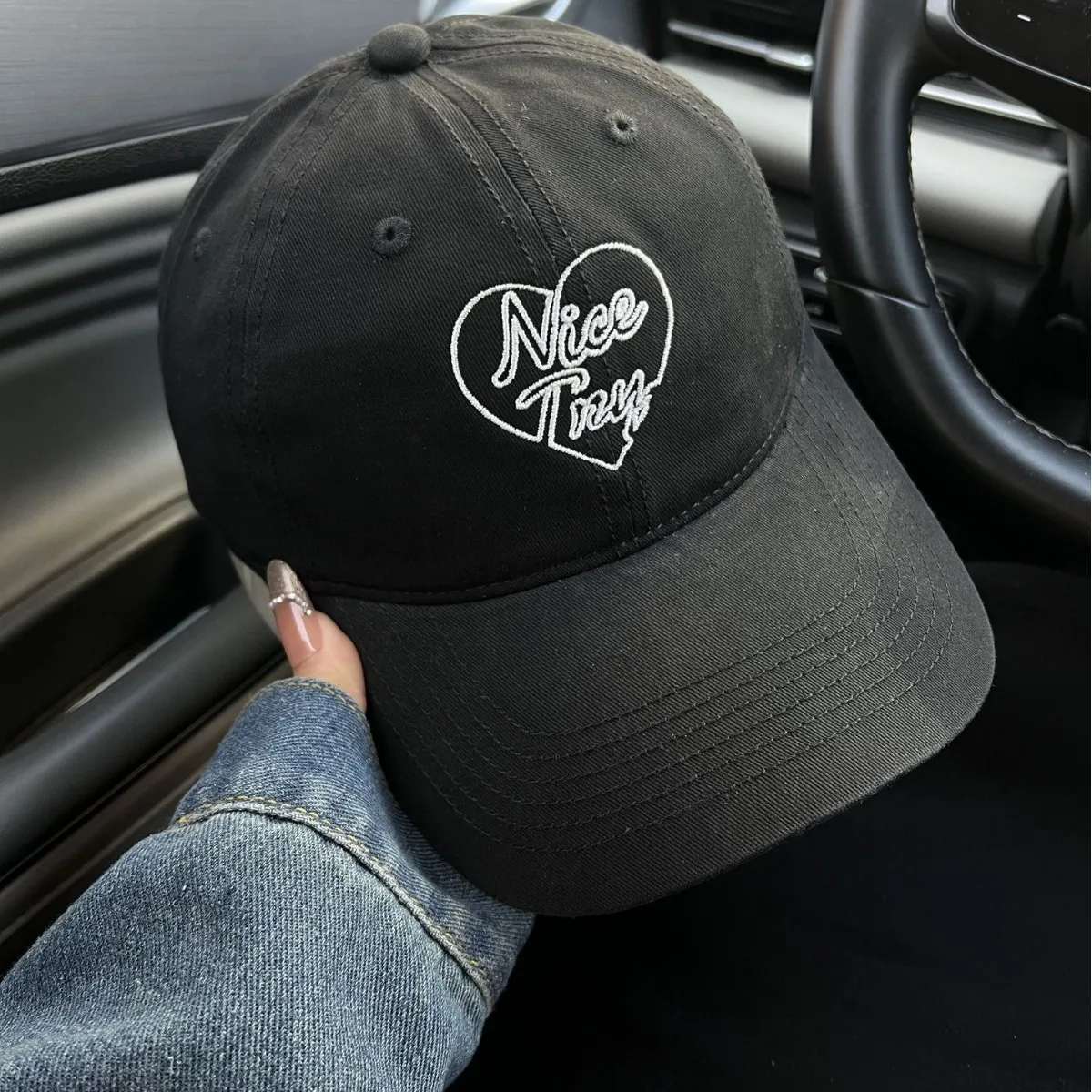 Korean version of classic black hat, new heart-shaped baseball cap, male letter embroidery cap