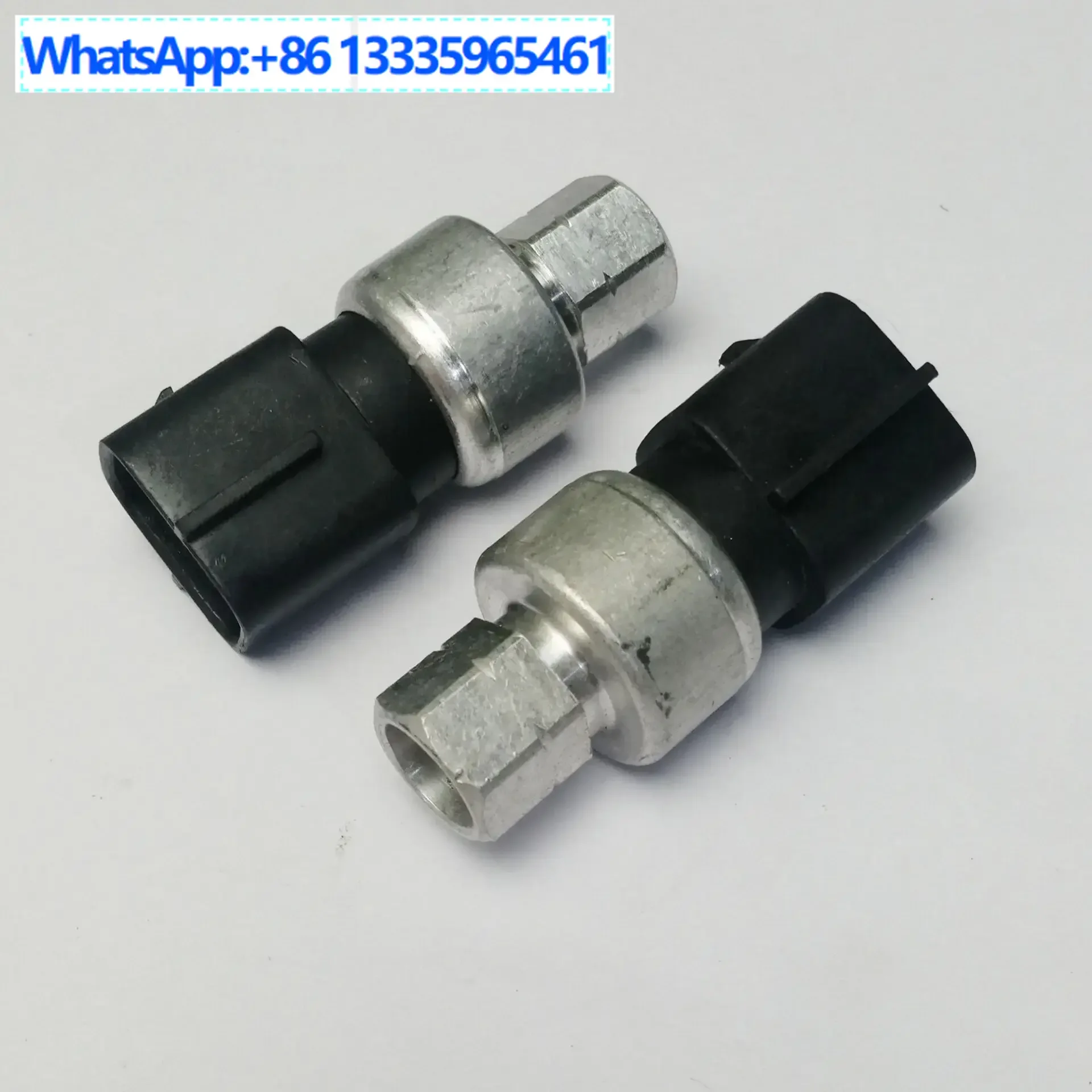 

Suitable for Ford A9A CDB 1.0 1.3 1.6 Engine High Voltage Switch Sensor 4108268