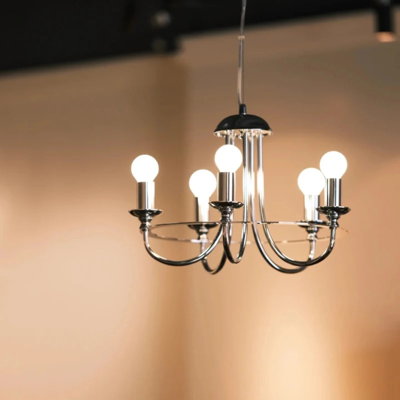 

Современная минималистичная хромированная металлическая люстра для фойе, столовой, спальни, подвесной светильник E14, регулируемый провод лампы