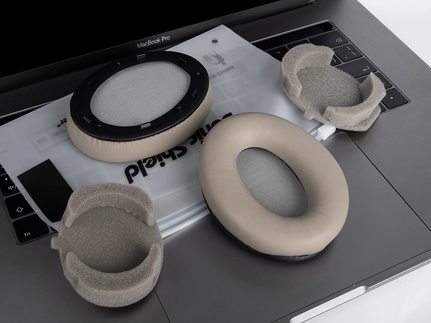 Ohrpolster für SONY WH-1000XM3 Kopfhörer aus Schafsleder, Memory-Schaum-Abdeckungen, hochwertige handgefertigte Echt-Schafsleder-Ohrpolster – Detail 6