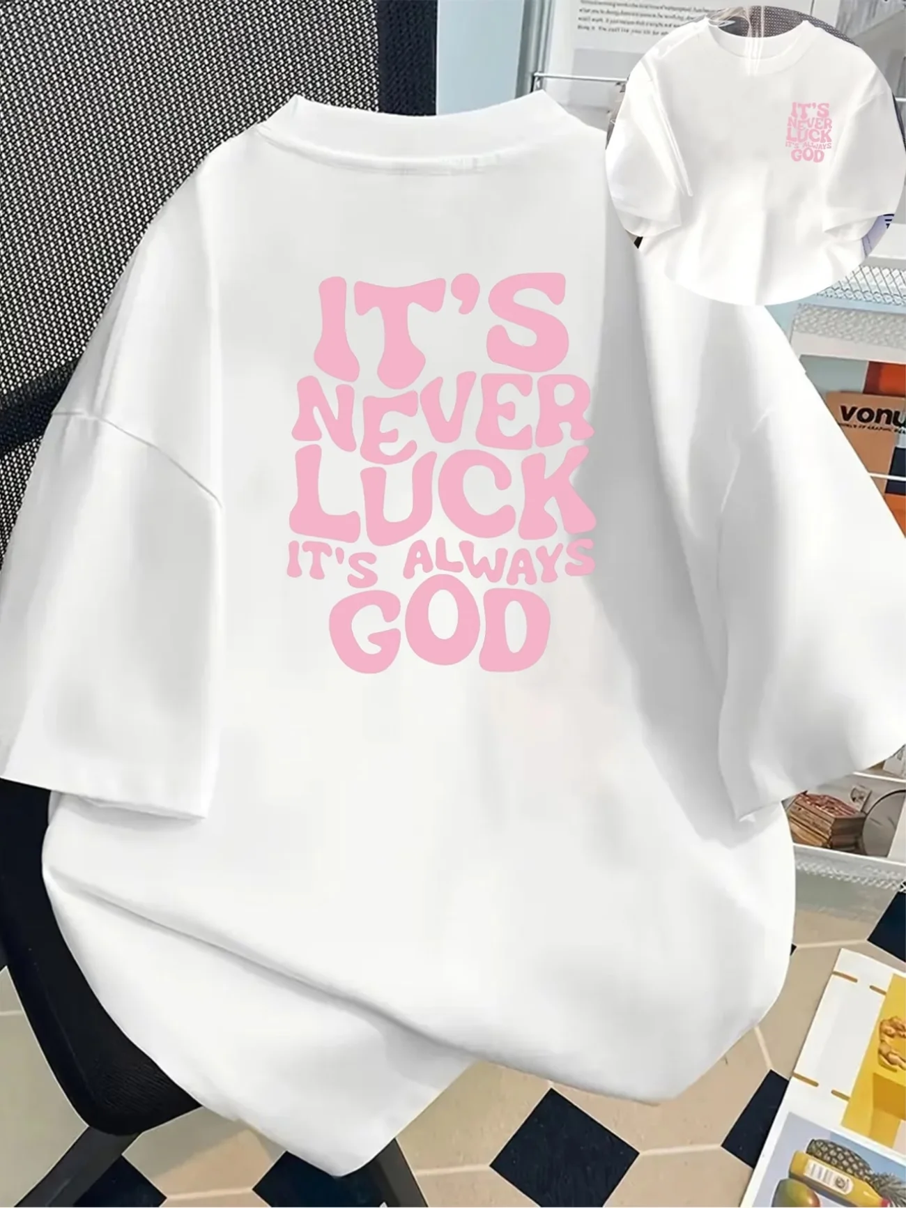 Es ist nie Glück, es ist immer Gott. Christliches T-Shirt, Jesus-Grafik-T-Shirt, Retro-Ästhetik, Harajuku, Streetwear, schwarze Oberteile für Damen und Herren – Detail 2
