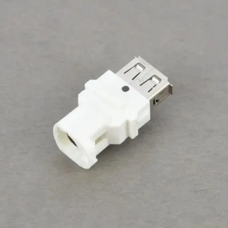 J0MA Vehicle USB Adapter For G11 G12 F90 G31 G32 F33 F83 F36 F32 F82 F16 F39 F45 F46 With Fast Data Transfer And Charging