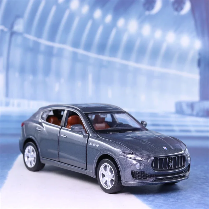 1:32 Maserati Levante High Simulation Diecast Metal Alloy Model car Sound Light Pull Back Collection Kids Toy Gifts X21