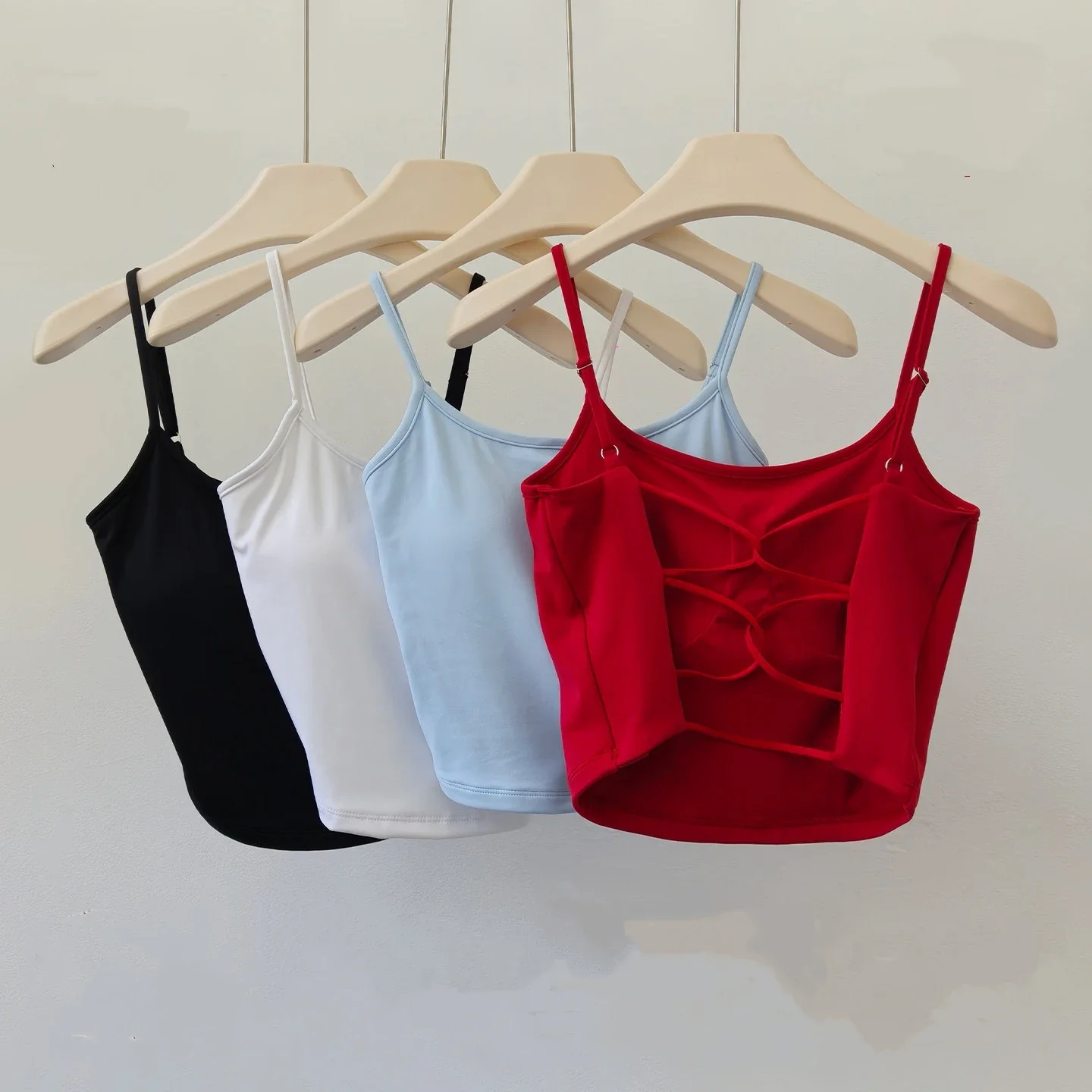 Women's Yoga Clothes with Chest Pads Cross Straps Pilates Training Top Versatile Fitness Underwear Beautiful Back Design