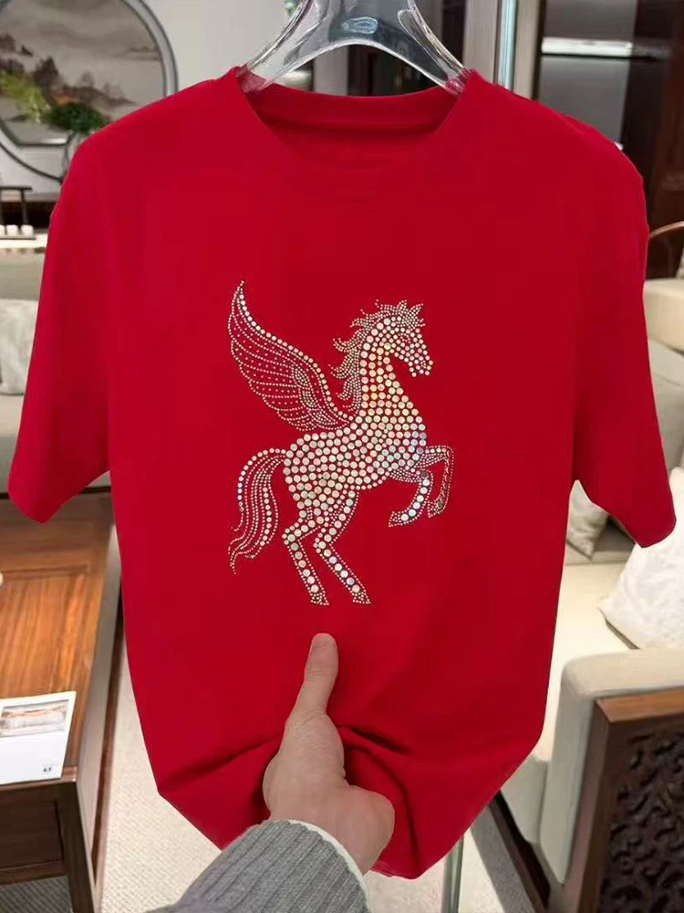 

Новогодняя красная футболка с коротким рукавом для мужчин, весна 2026, модная европейская повседневная футболка с круглым вырезом