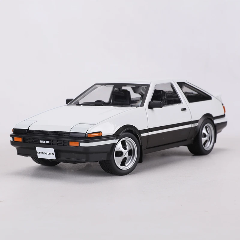 

Maisto 1:24 Toyota Sprinter Trueno AE86 Alloy Model Car
