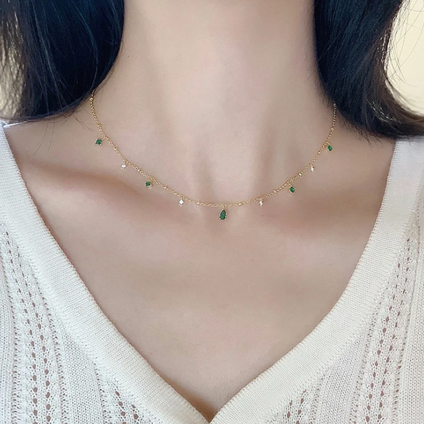 316L Stainless Steel Retro Niche Design Imitation Emerald Water Drops Zircon Ladies Necklace Fashion Exquisite Jewelry SAN1303