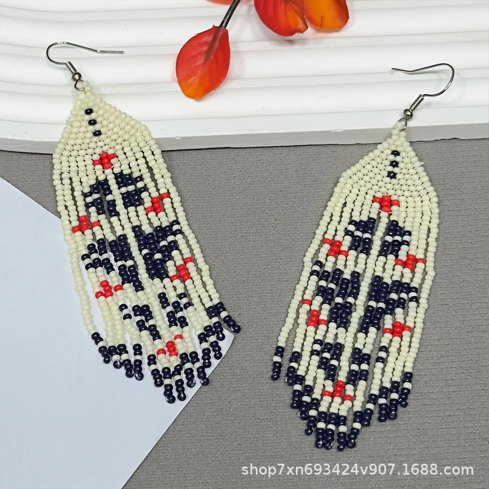 ZGMXR Rice bead earrings Geometry Irregular Tassel Hand-woven Fashion Creativity Bohemia Alloy Woman Simple Beaded earrings view 2