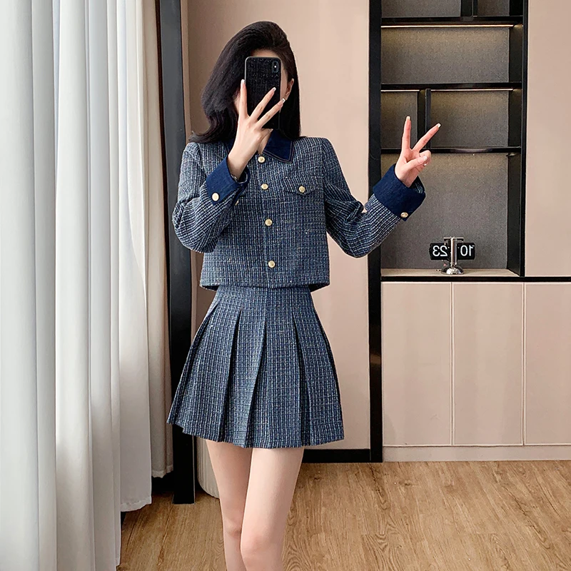 Women Autumn And Winter Splicing Denim Sequins Fragrant Lapel Fashion Jacket + Pleated Skirt Two-Piece Set