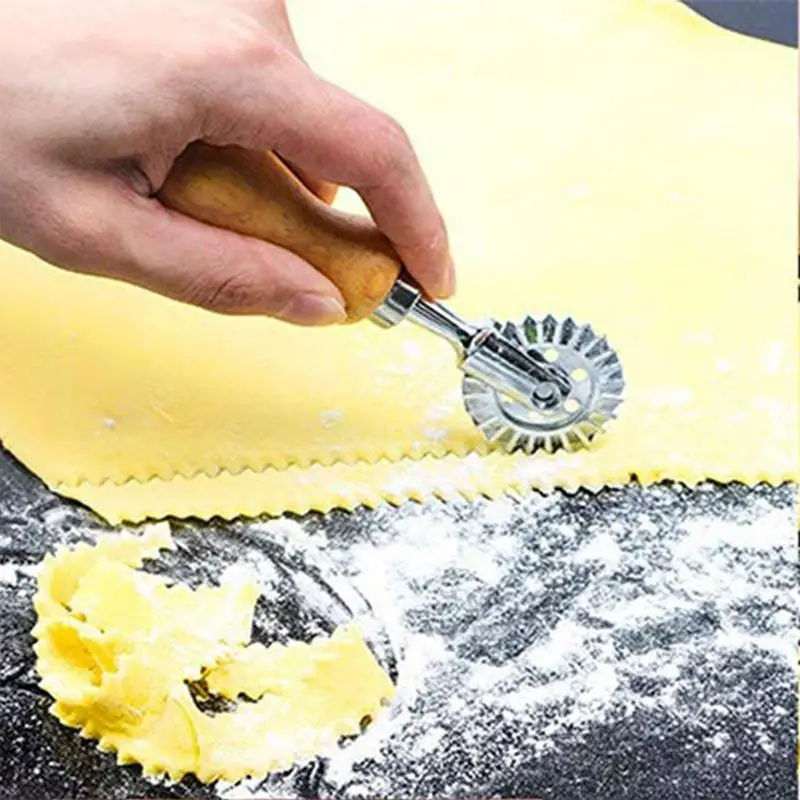 Pasta Cutter Ravioli Cutter Pastry Press Mold Dumpling Lace Embossing Device Ravioli Maker Mold Cuisine Gadget Mutfak Stamp Set