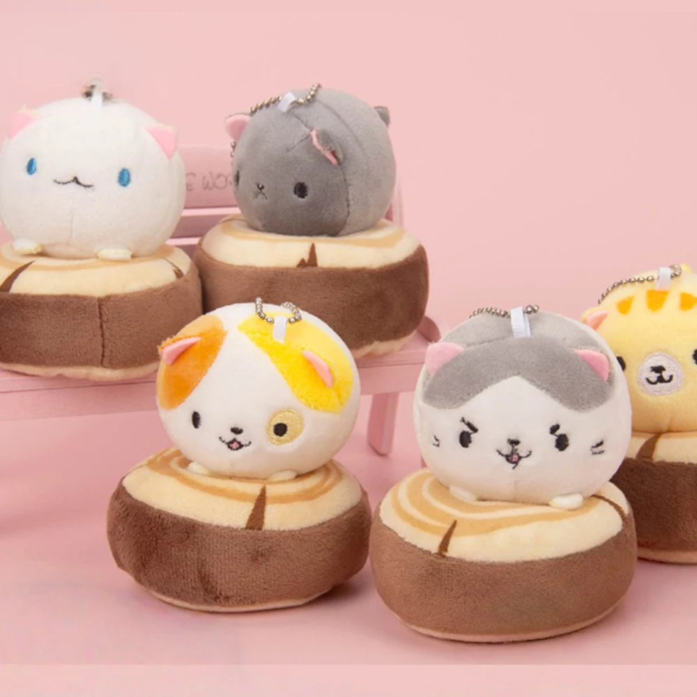 9cmの可愛い猫のぬいぐるみ、木の切り株の猫のペンダント、面白い猫のぬいぐるみキーホルダー、子供、女の子、男の子の誕生日プレゼント、バックパックの飾り