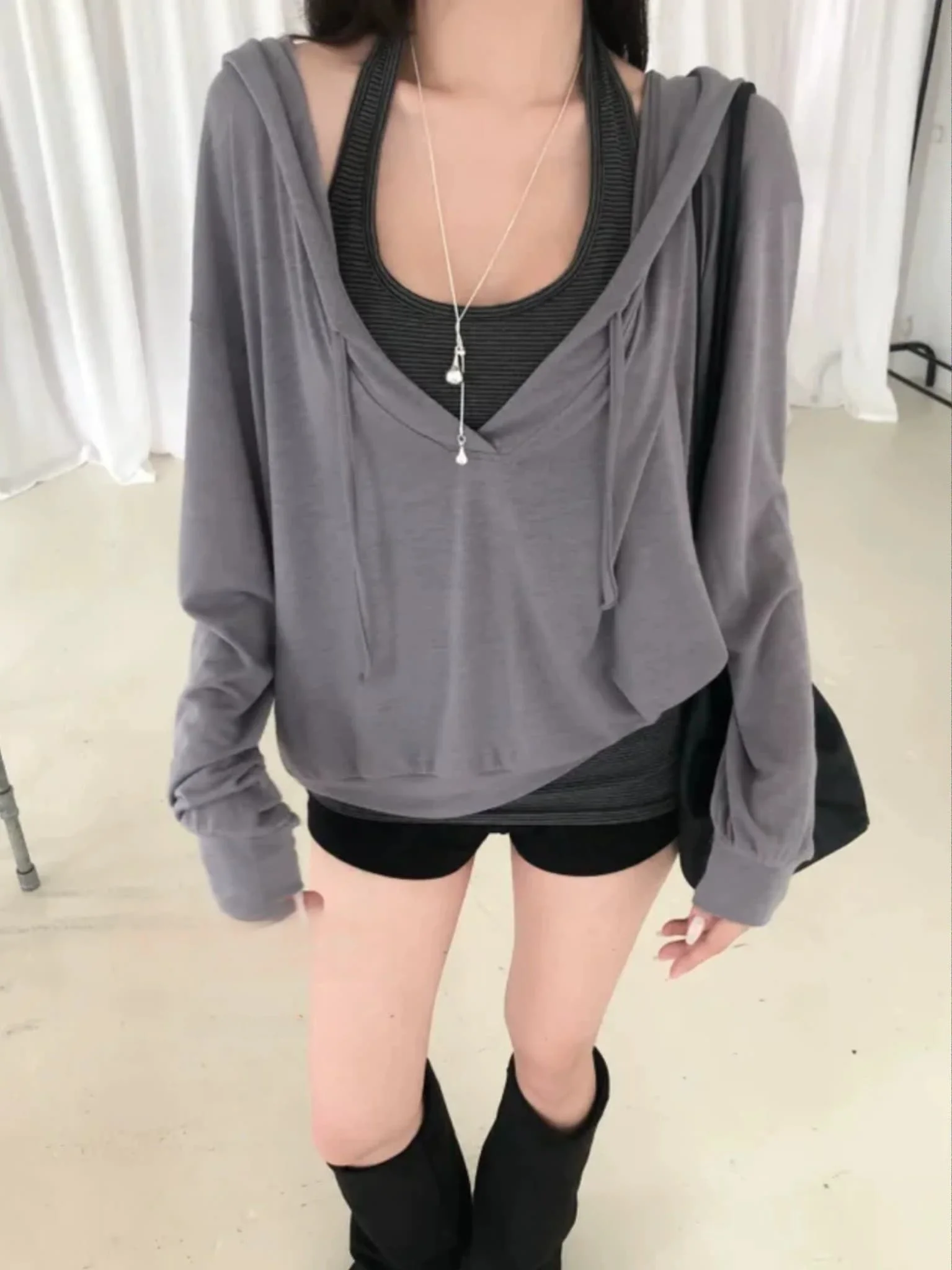 Loose Fit Long Sleeve V-Neck Hoodie T-Shirt Women's Casual Comfortable Breathable Summer Top Korean Style Lightweight Dune