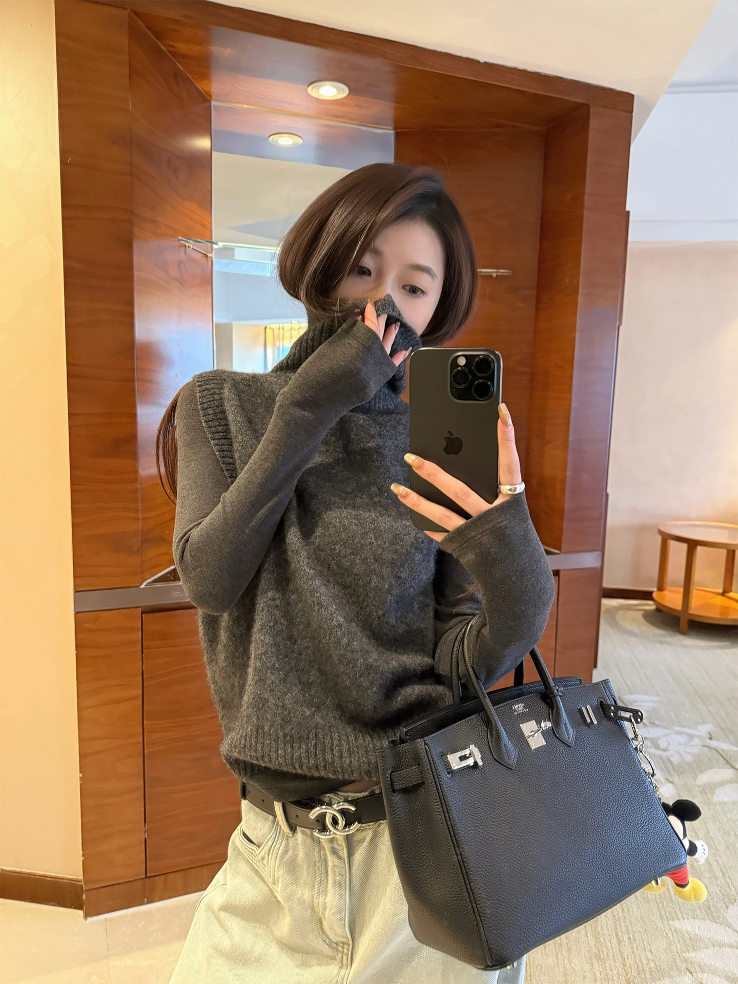 

Soft High Collar Wool And Tibetan Camere Blend Vest Women's Knitted Sweater Comfortable Fit Winter Faion Trend 2025