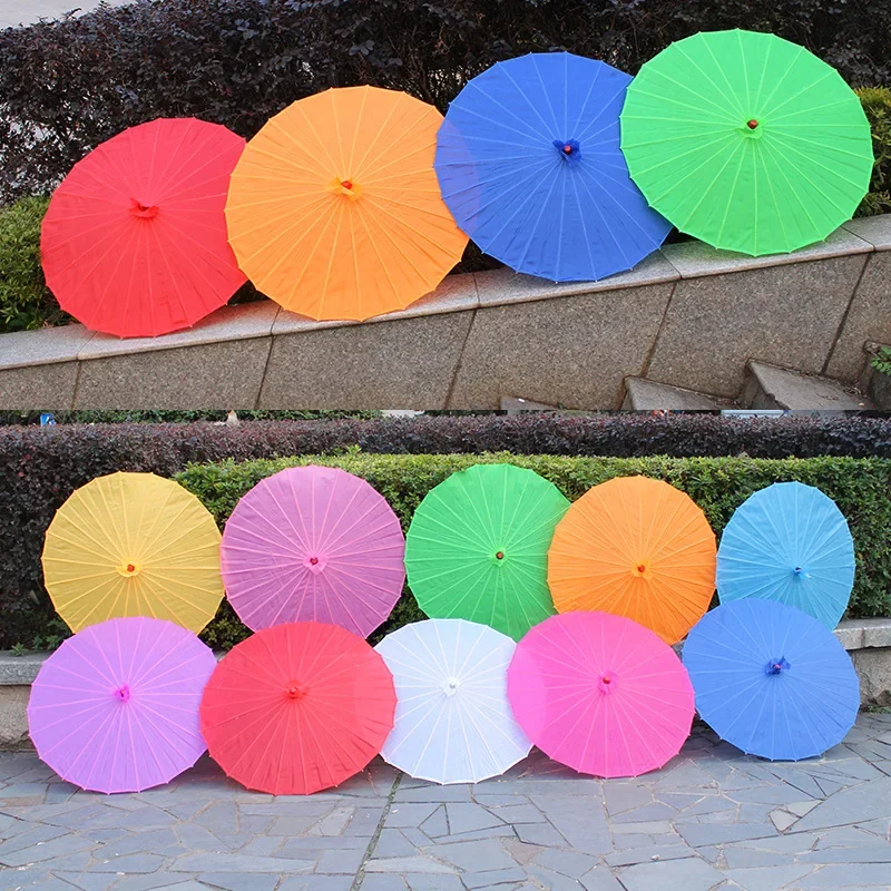 Chinesischer Farbiger Stoff-Regenschirm Weiß-Rosa Sonnenschirme Traditioneller Chinesischer Tanz-Farbschirm Japanische Seiden-Requisiten – Detail 4