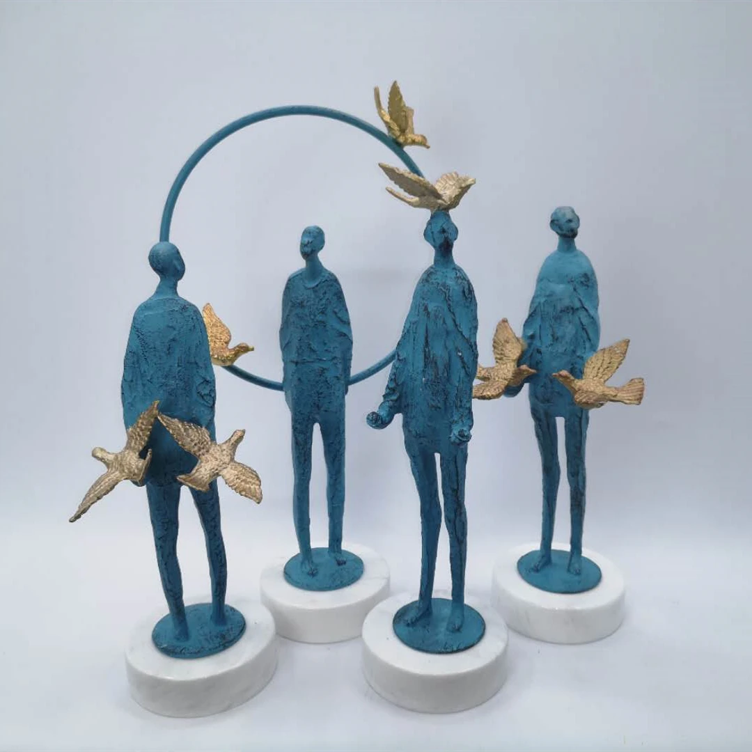 Simple modern model room creative metal figure sculpture ornament new Chinese villa hotel home soft decoration