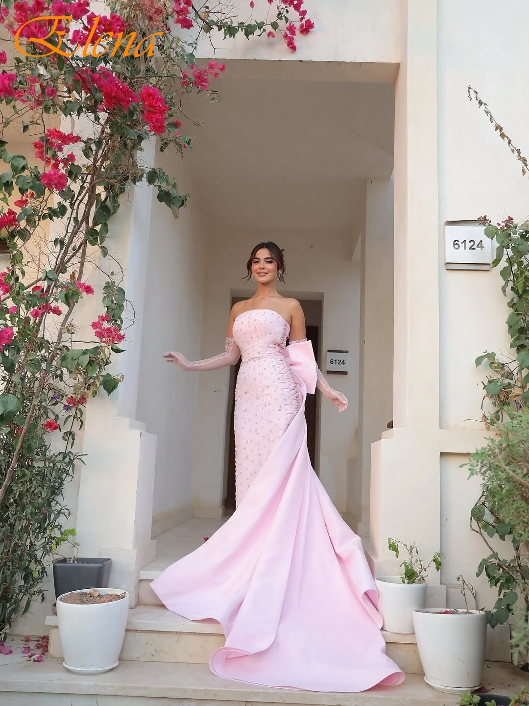 

Customized Straight Strapless Sleeveless Elegant Graceful Evening Dress Delicate Bespoke Occasion Gowns Modern Prom Dress