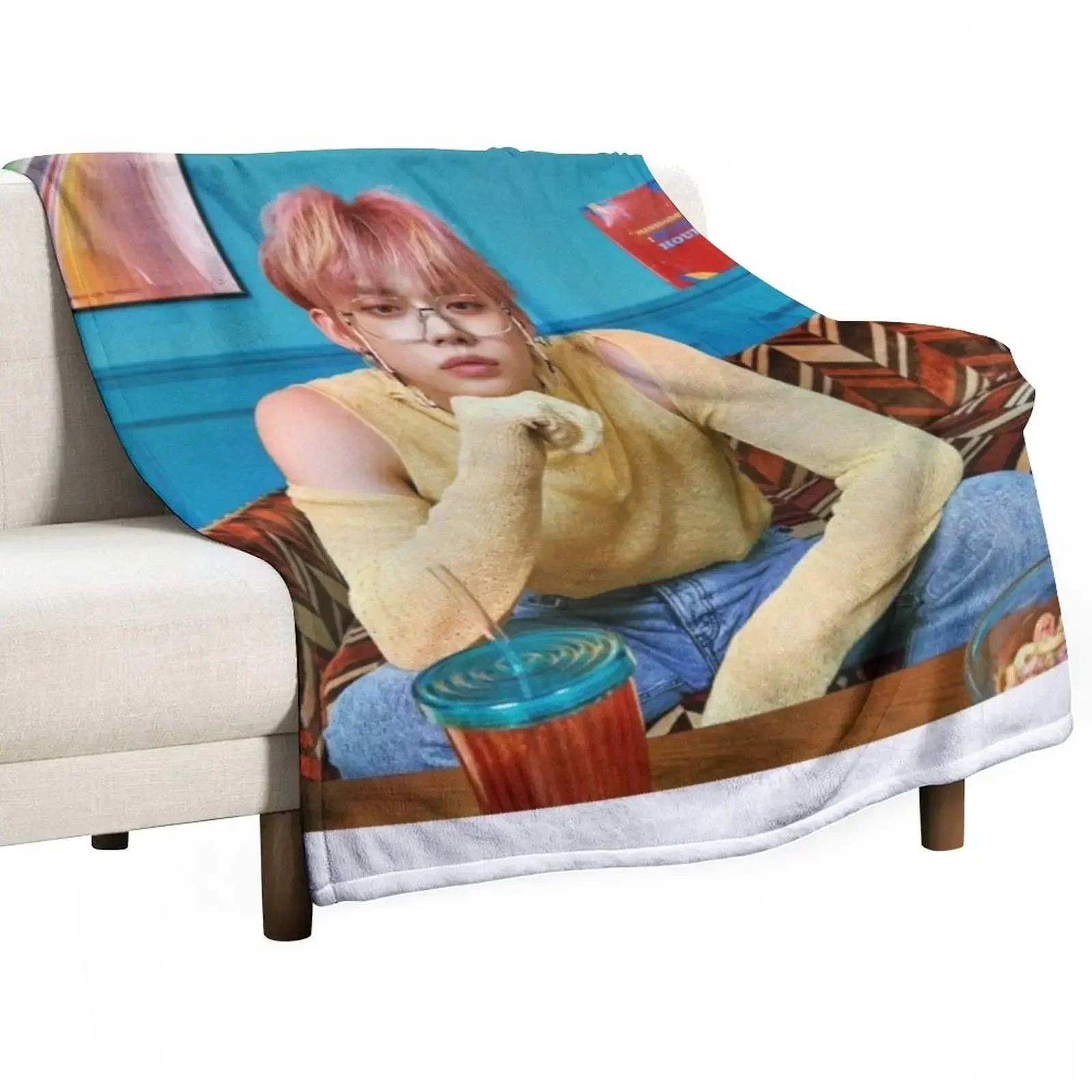 

yeonjun Throw Blanket Luxury Brand Giant Sofa Hairys for sofa Blankets