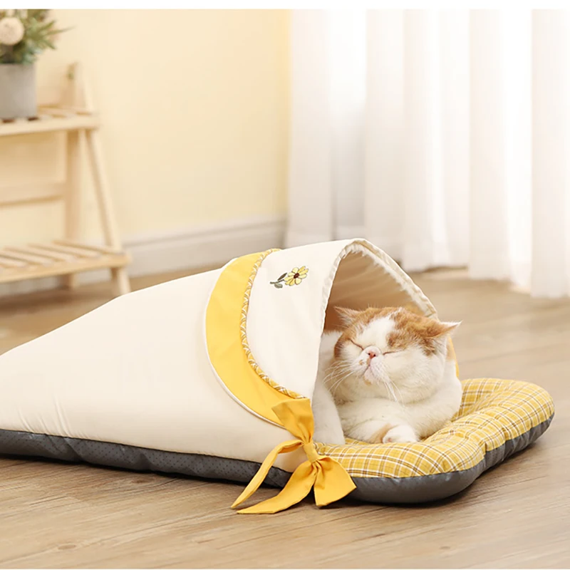 Soft Plush Small Cute and Cozy Dog Cat Bed,  Indoor Kitten Puppy Cave Hut Washable Pet House for Playing Sleeping