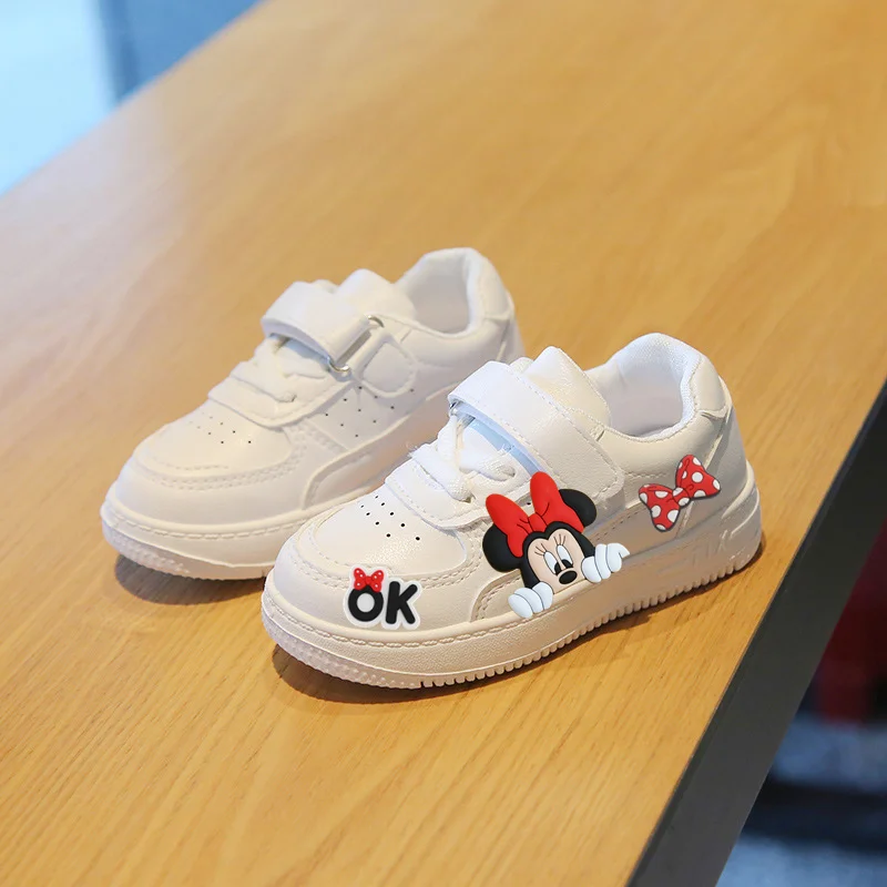 

Children sports Shoes New Spring and Autumn New Children Sneakers Versatile Velcro disney Girls Casual Shoes Boys board Shoes