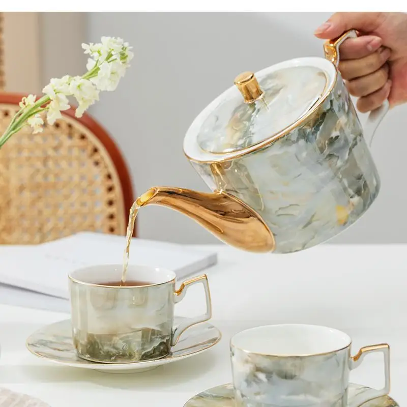 

Light Luxury Ceramic Coffee Cup European Style Small and Saucer Set High-end Household Afternoon Tea