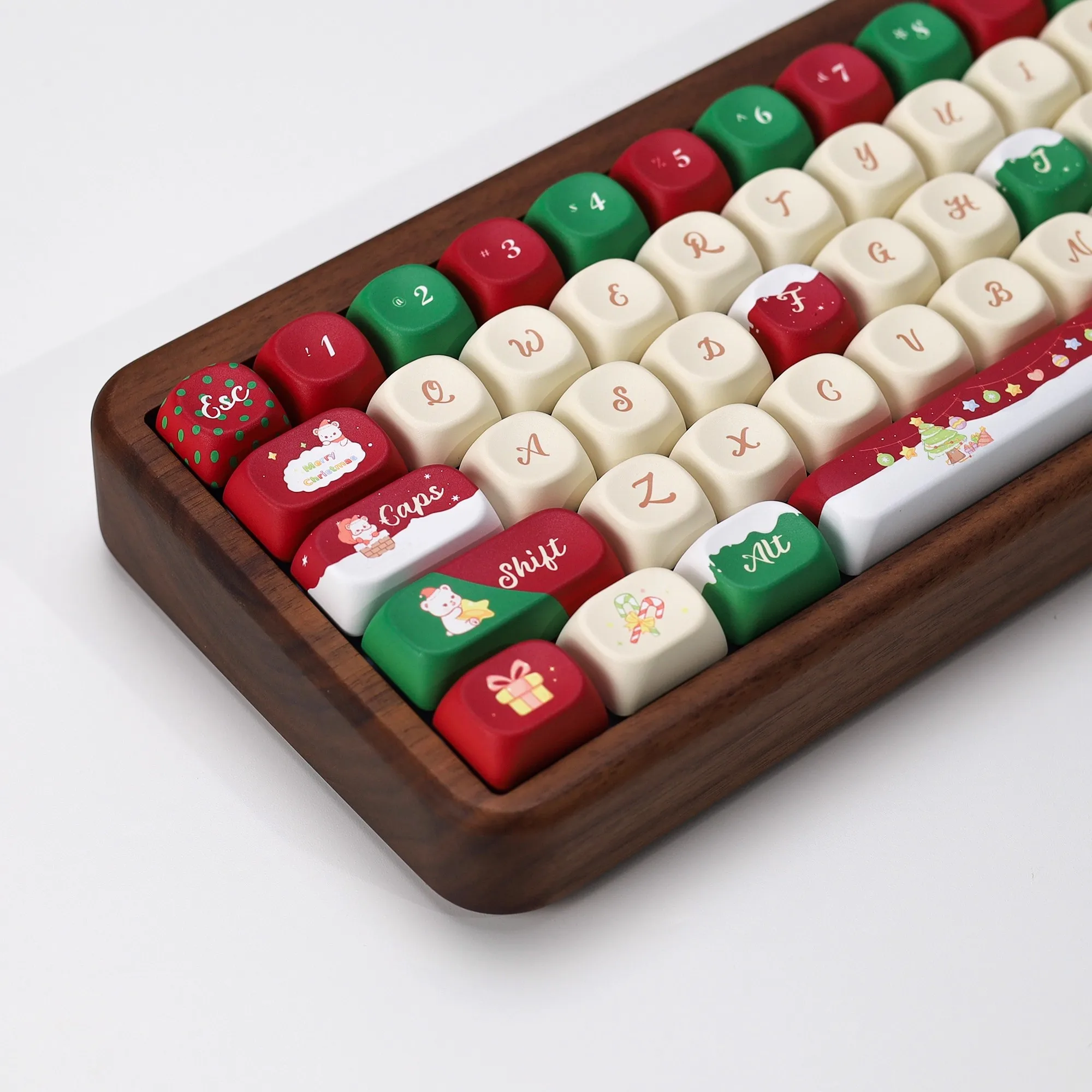 

KOA 133 Keys Merry Christmas Theme Keycaps Cherry Profile Keycap ISO PBT Dye Sub for MX Switch DIY Layout Mechanical Keyboard