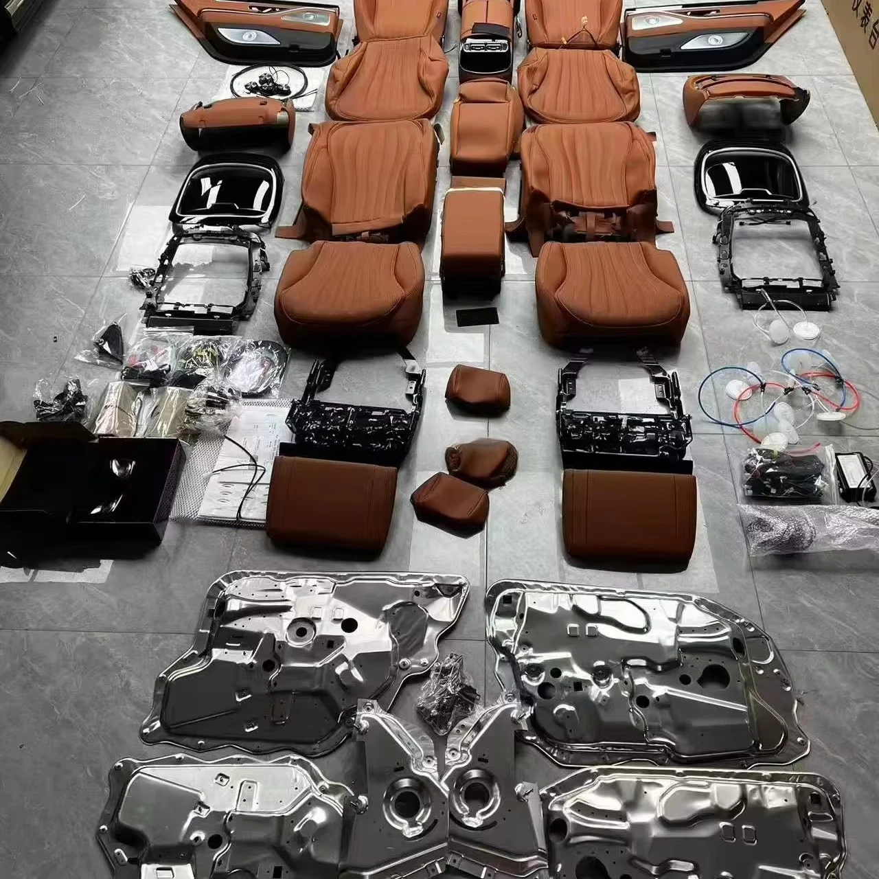 High Quality Factory Wholesale W221 S-Class Upgrade to W223 S600 S500 S350 Car Interior Suitable