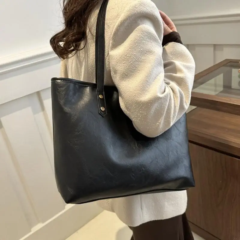 

Elegant PU Leather Sophisticated Shoulder Bag Large Capacity Casua Handbag 20CA