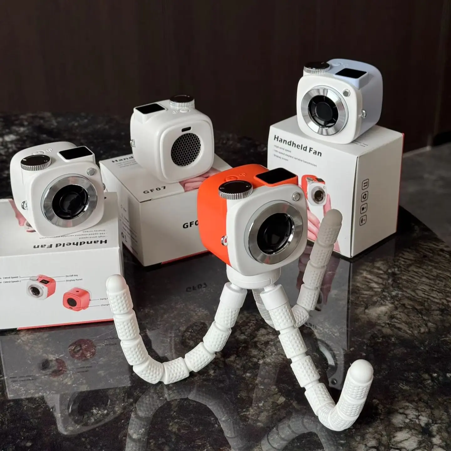 Ultra-fast Cooling Fan Camera-shaped Electric Small Fan 199-speed Outdoor Fan with Octopus Stand Mount for Baby/Bicycle/Table