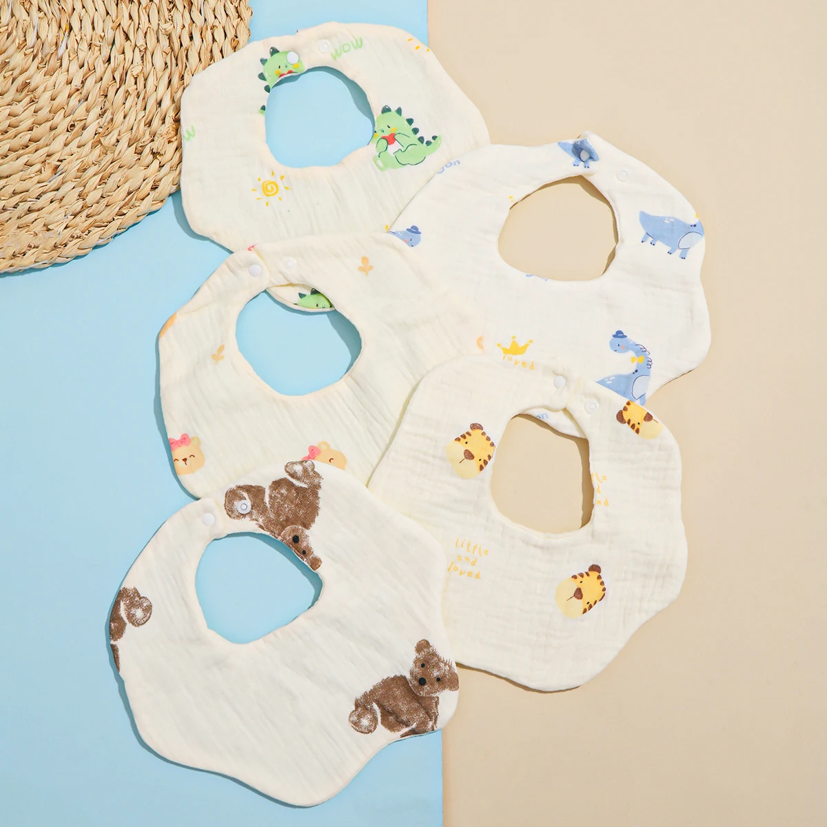 

Gauze cotton baby saliva towel baby newborn six-layer eating bib cartoon absorbent anti-fouling bib