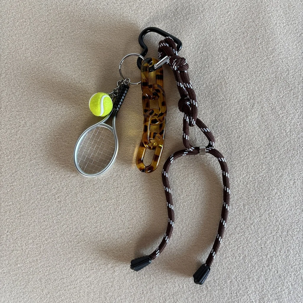 Brown Rope Acrylic Chain Mini Tennis Racket Charm Bag Pendant  Luxury Brand Designer Braided Keychain for Handbag Key Decoration