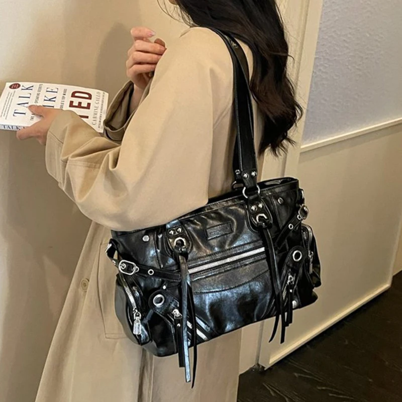 Women Y2K Punk Shoulder Bag Vintage PU Leather Tassel Rivet Handbag Large Capacity Crossbody Tote Purse