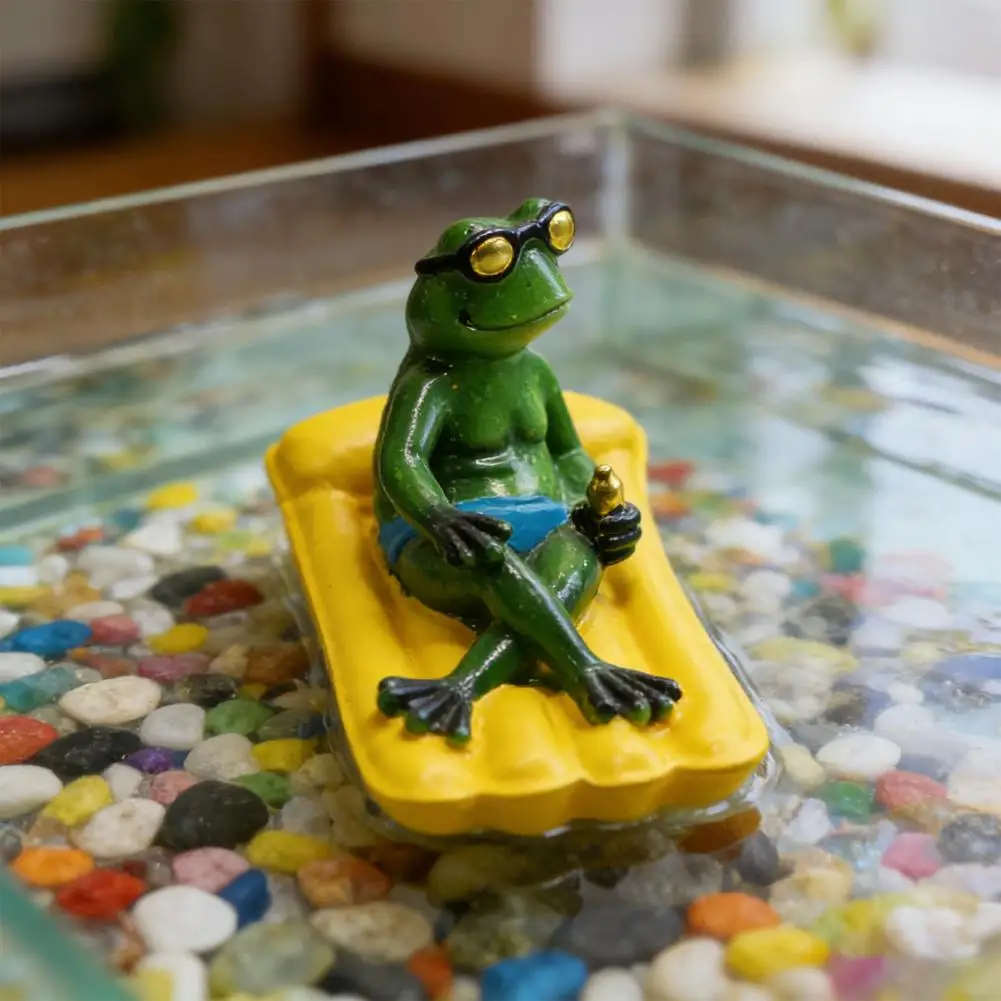 

Outdoor Frog Figurine Floating Resin Frog Figurine Outdoor Garden Pond Decoration Mini Pond Floating Frog Statue for Pools