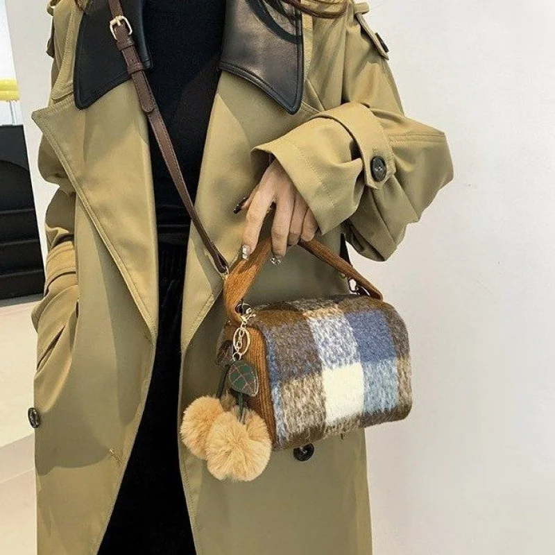 حقيبة ساعي جلدية عصرية للنساء بتصميم كلاسيكي بسيط ومقبض حمل أنيق #4