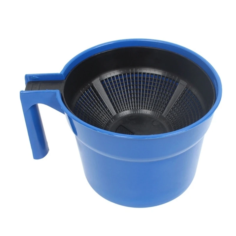 Cow Milk Screening Cup with Three Separate Compartments and Fine Filter for Organized Simultaneous Visual Inspection During Y5GB