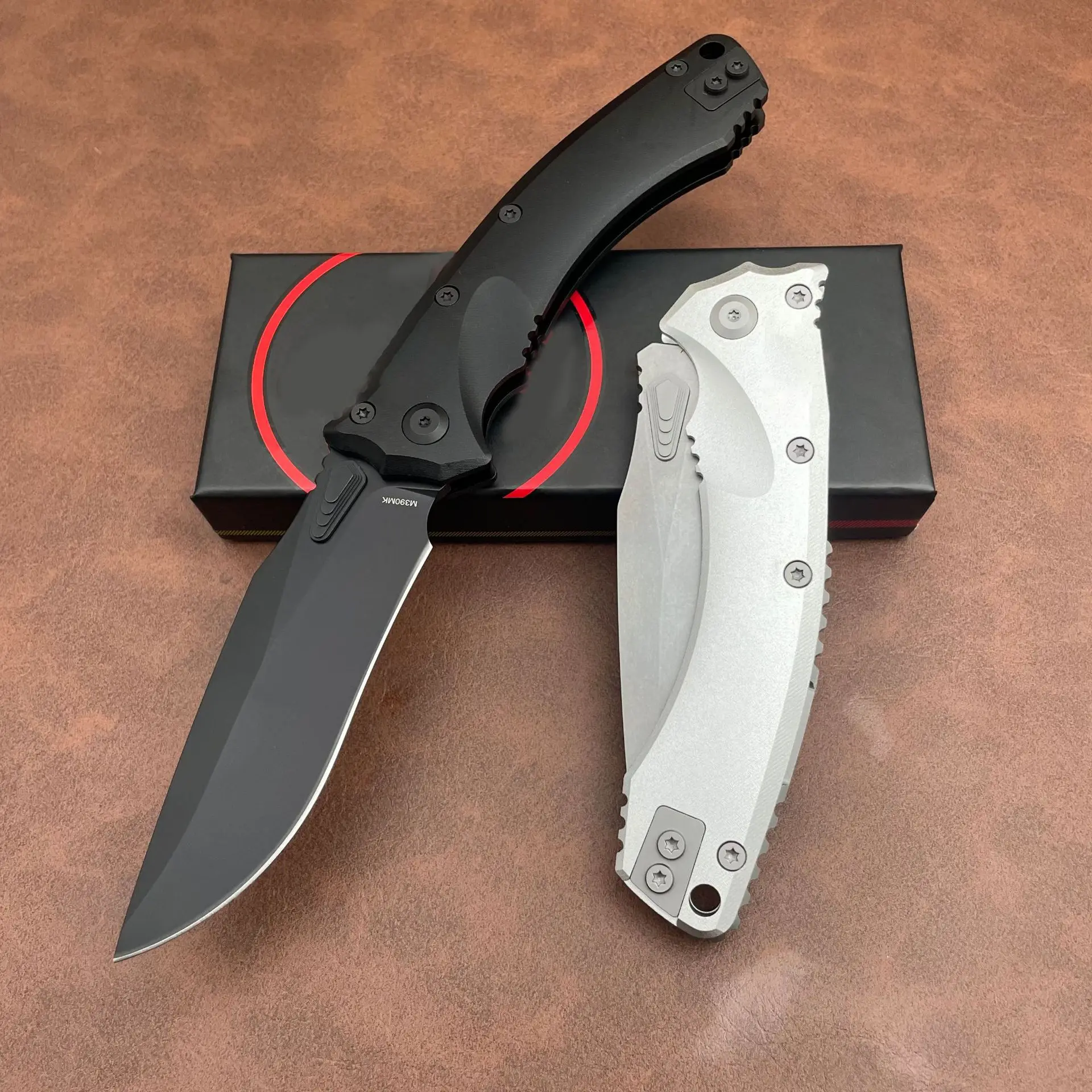 

2Models Amphibian RAM-LOK Manual Folding Knife 3.86" M390 Plain Blade, Aluminum Alloy Handles