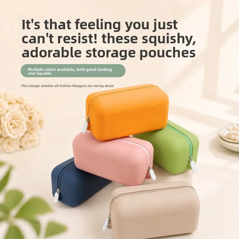 Travel Makeup Brush Holder Silicone Cosmetic Brushes Bag Makeup Sponge Case Portable Waterproof Makeup Tools for Women Girls
