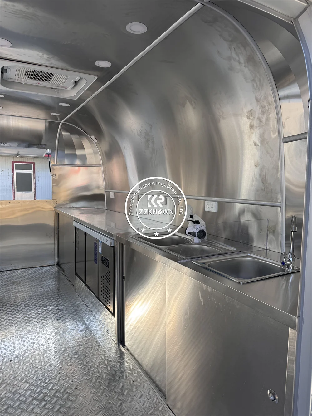 Trailer de concessão de caminhão de comida 2025 Carrinho de comida móvel ao ar livre para negócios de barraca de comida de festival