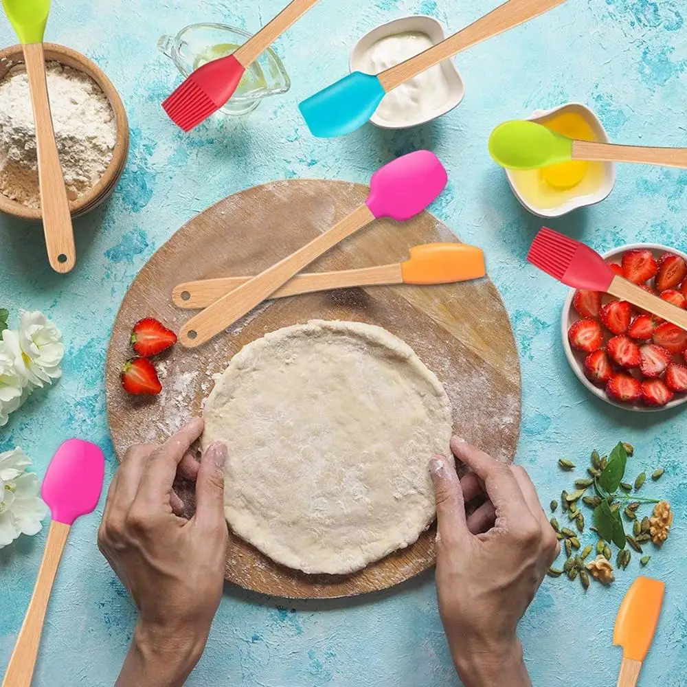 Pastry Mixing Non-stick Kicthen Utensils Wooden Handle Mini Spatula Baking Tools Brush Cake Scraper