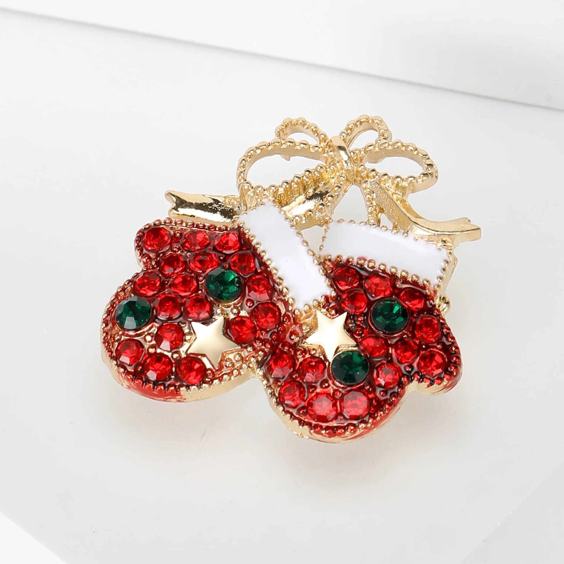 New European and American Christmas glove brooch hot selling rhinestone handmade oil drop chest flower image 2