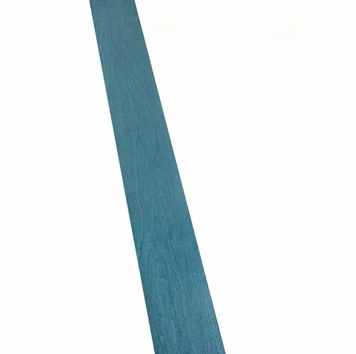 

Natural Dye Gem Blue Maple Wood Veneer 2.5m Long 0.2m Wide 0.5mm Thick Handcrafted Wood Surface Treatment for Furniture Making
