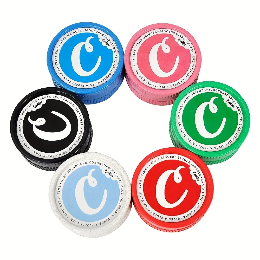 2 Fashionable Leaf Tobacco Grinders, Spice Grinders, Biodegradable Plastic Smoke Grinders (Color Sent Randomly)